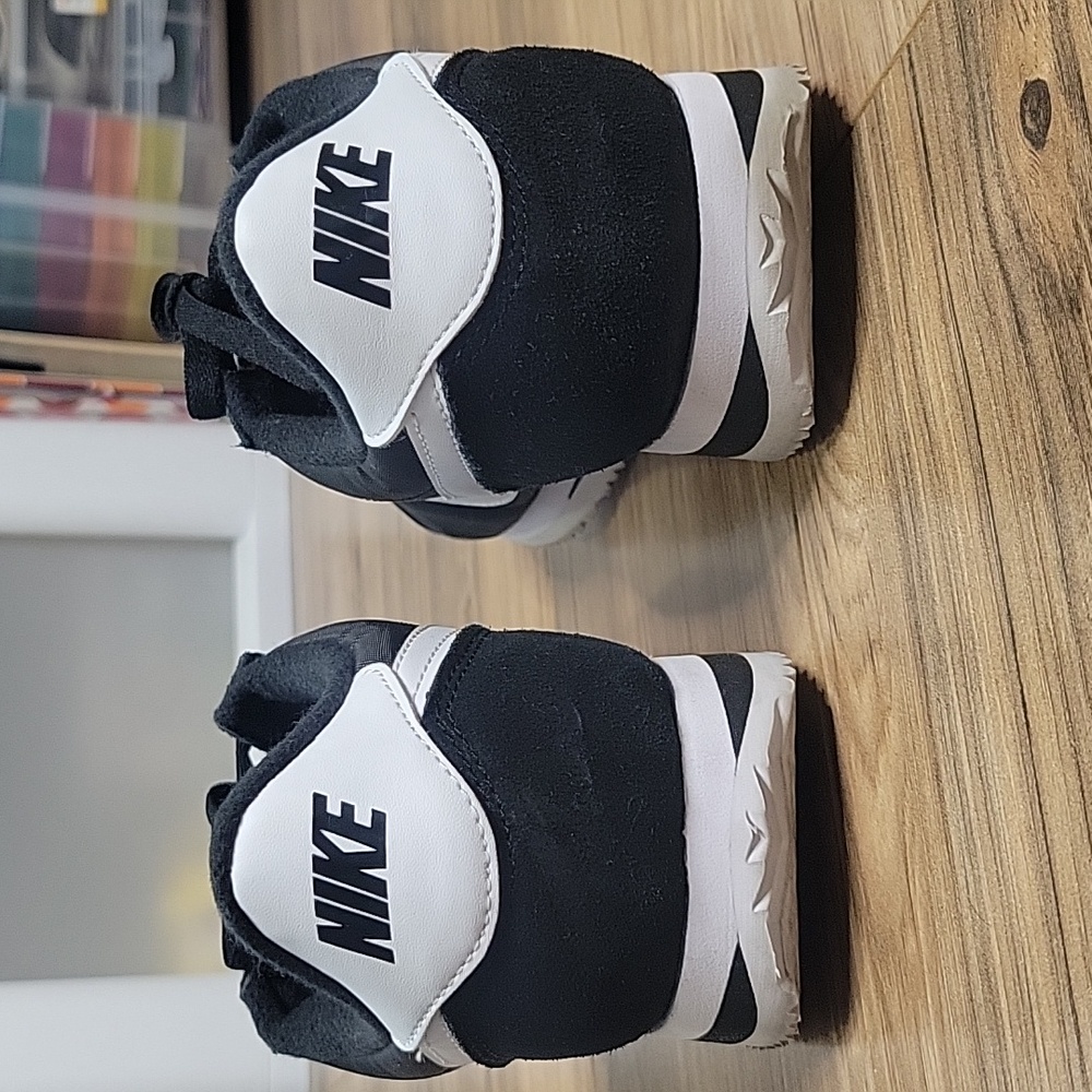 Nike Classic Men's Black and White Canvas Cortez Sneakers - Picture 11 of 16